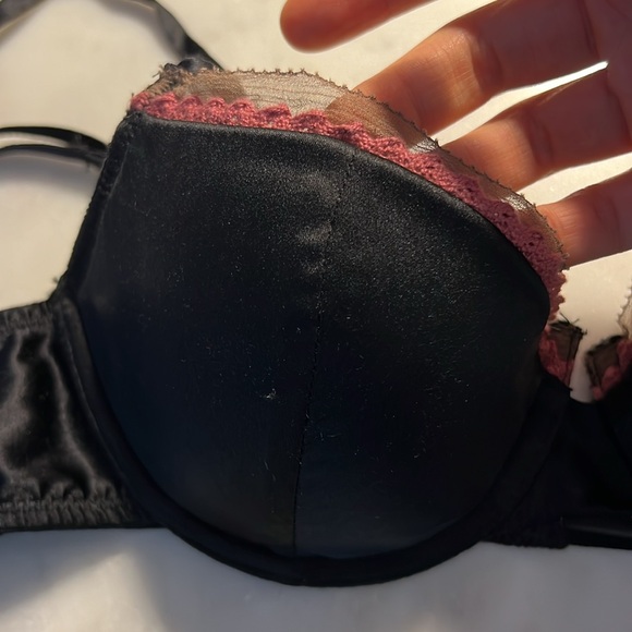 Elle Macpherson Intimates Balcony Bra Black Silk Size 34A - Picture 2 of 8